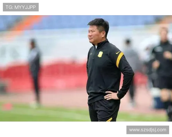 李金羽：从足球场上的锋线英雄到赛后评论员的蜕变之路