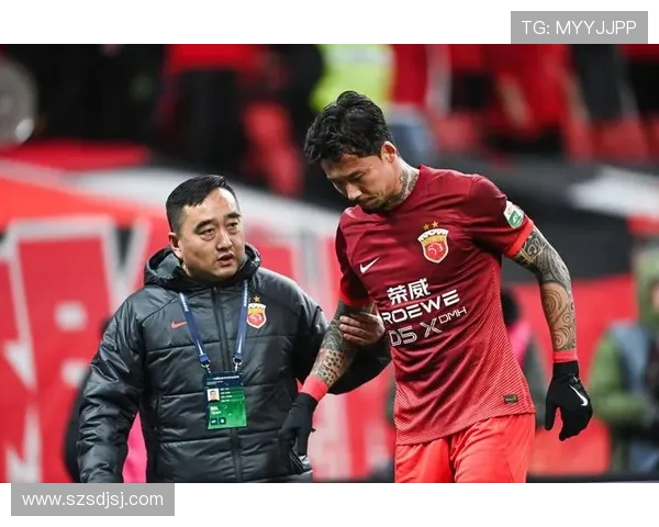 颜骏凌以稳健守门艺术引领中国足球防线新风尚