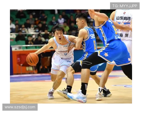 福建浔兴挑战天津先行者 新赛季篮球对决精彩上演