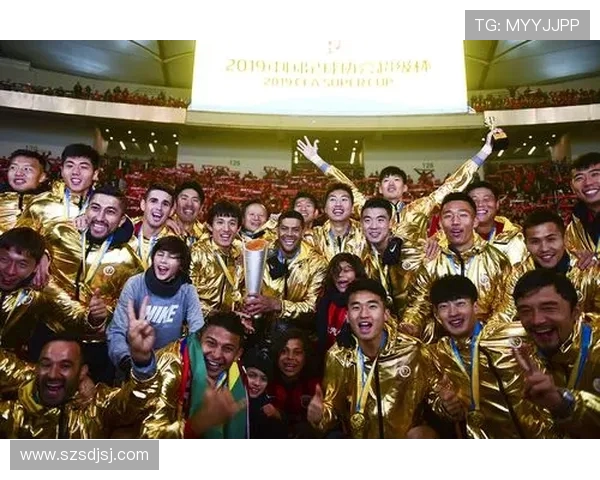 上海海港对阵上海申花大战揭幕 聚焦沪上德比激情碰撞